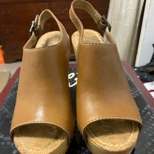 Camilla, Saddle leather size 8